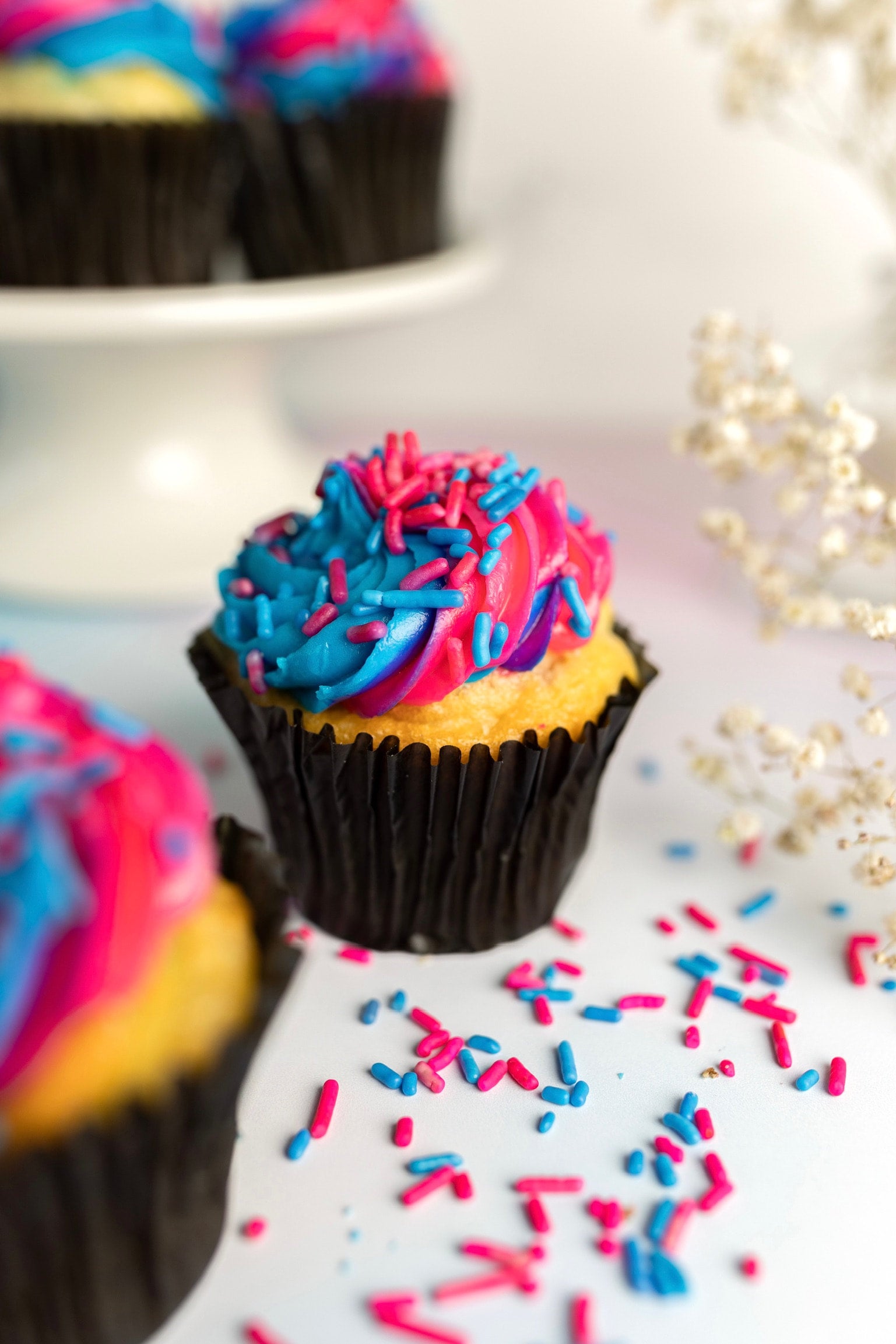 Gender Reveal Swirl Cupcakes - Hapa Cupcakes & Bakery - Orange
