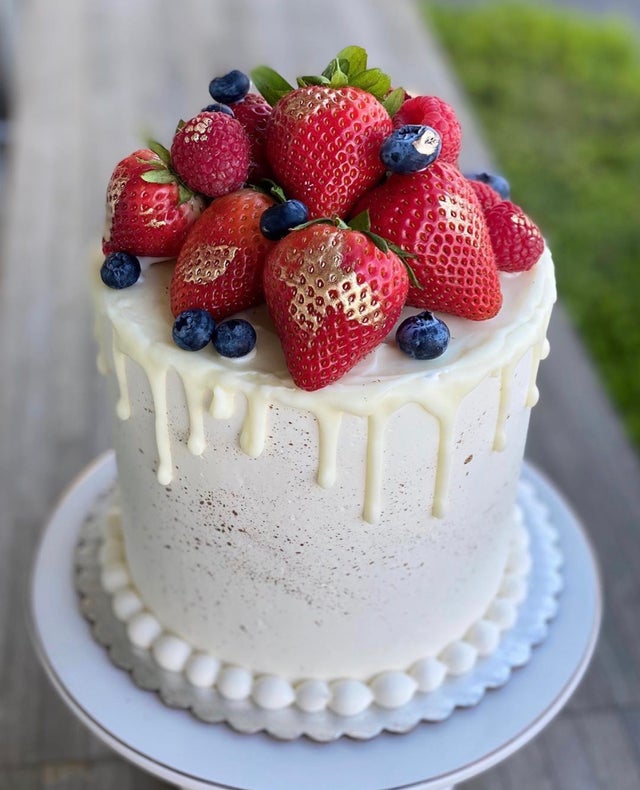 Cakes | Hapa Bakery