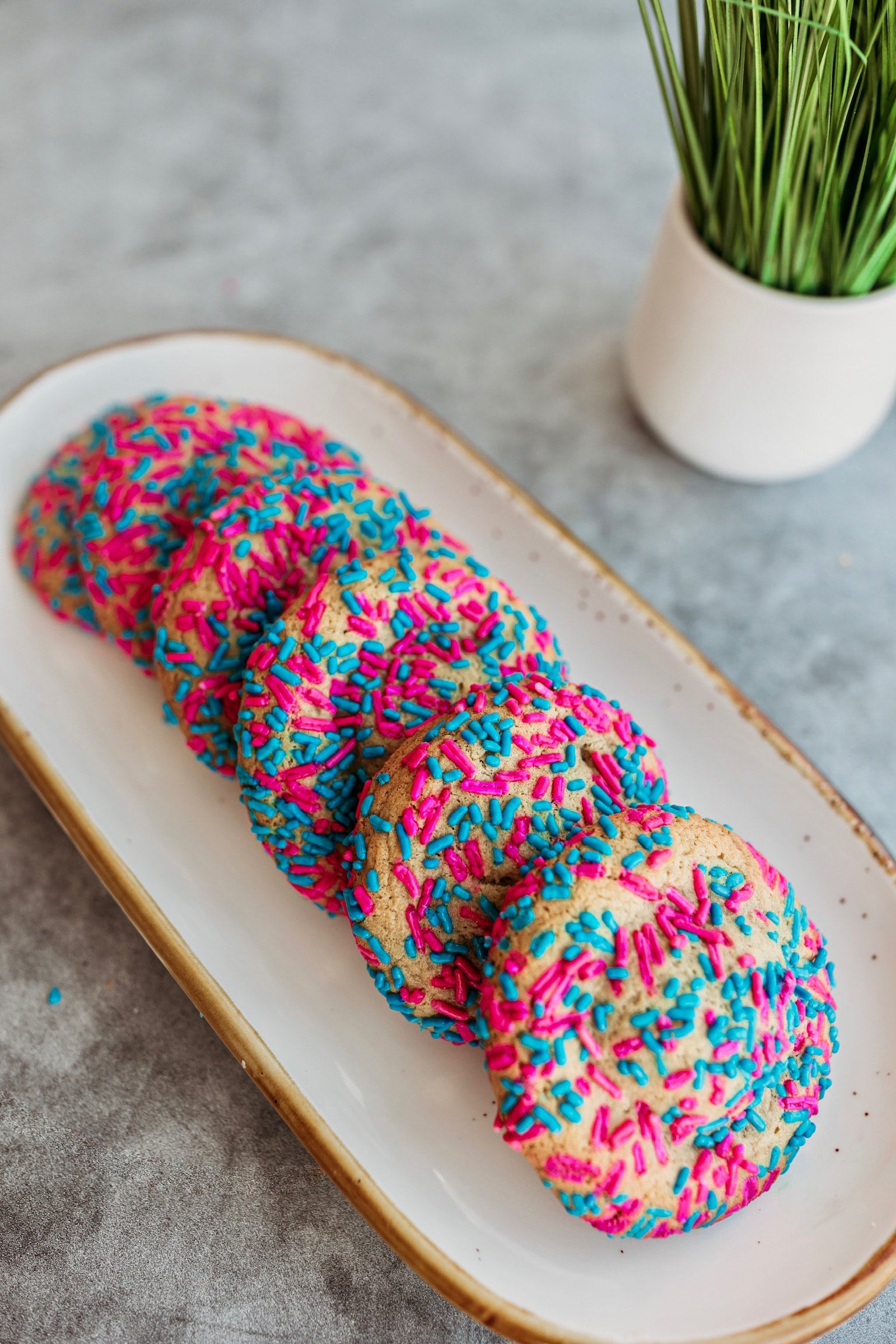 GENDER REVEAL BOX Hapa Bakery